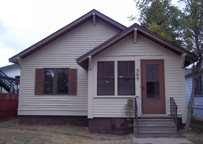 Houses Near 309 Hibbing Available For Rent!