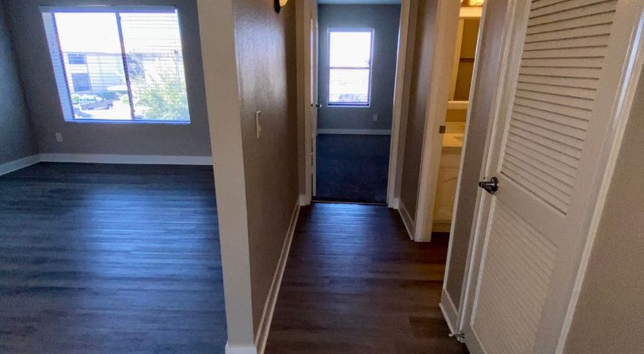 FULLY RENOVATED Spacious Two Bedroom Two Bath Condo in Tempe