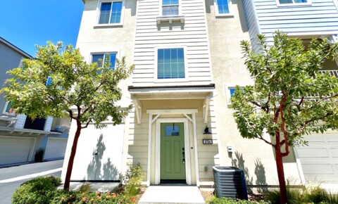 Houses Near Scripps Beautiful 2 Bedroom, 2.5 Baths Townhome in Bonita Village of Pomona for Scripps College Students in Claremont, CA