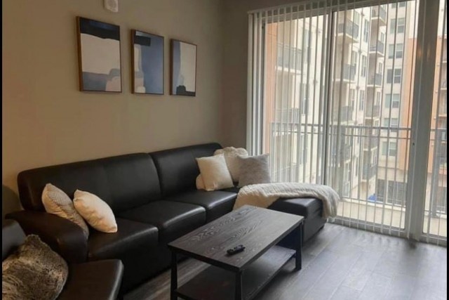 Summer sublease at the Standard with one month free