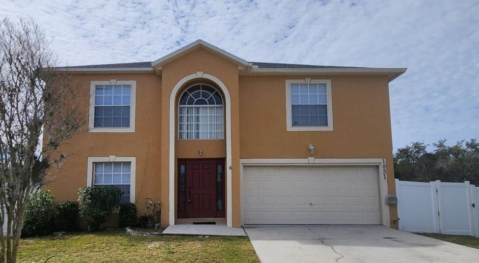 !!Apply immediately for $500 off 1st months RENT!! Gigantic 4 Bedroom, 4 Bath Poinciana Dream Home!  Fenced In!