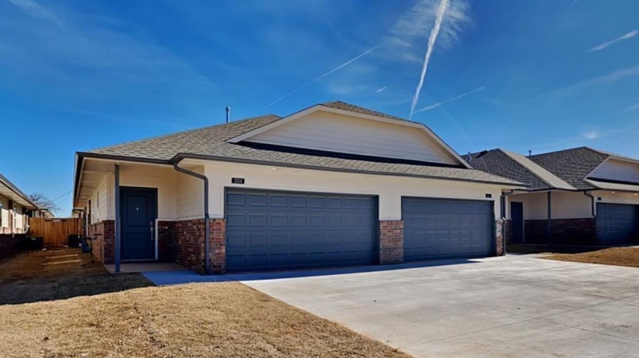 *MOVE IN SPECIAL: 2nd Month's Rent FREE, Call today to claim this offer!* Luxury NEW 3 Bedroom 2 Bathroom Duplex with 2 Car Garage in Bethany, Ok  