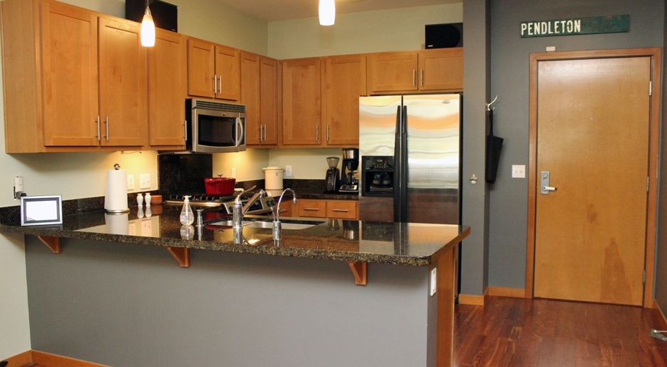 1 Bedroom Ground Floor Condo at The Vaux - Northwest PDX Living at Its Best!