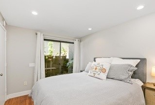 Beautifully updated 1 bedroom + bonus loft condo