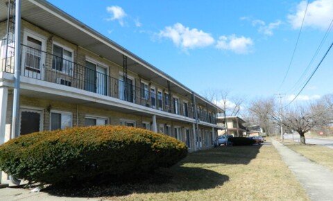 Apartments Near Chicago State Comfort and Convenience in Oak Forest for Chicago State University Students in Chicago, IL