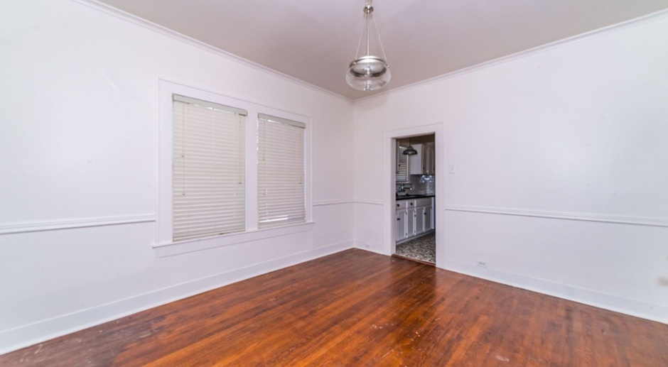 CHARMING, RENOVATED BEACON HILL 2-BEDROOM