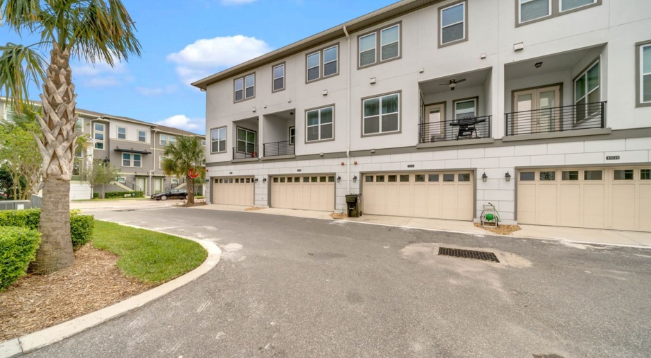Beautiful 4bed/3.5bath Townhome FOR RENT in Laureate Park-Lake Nona! 
